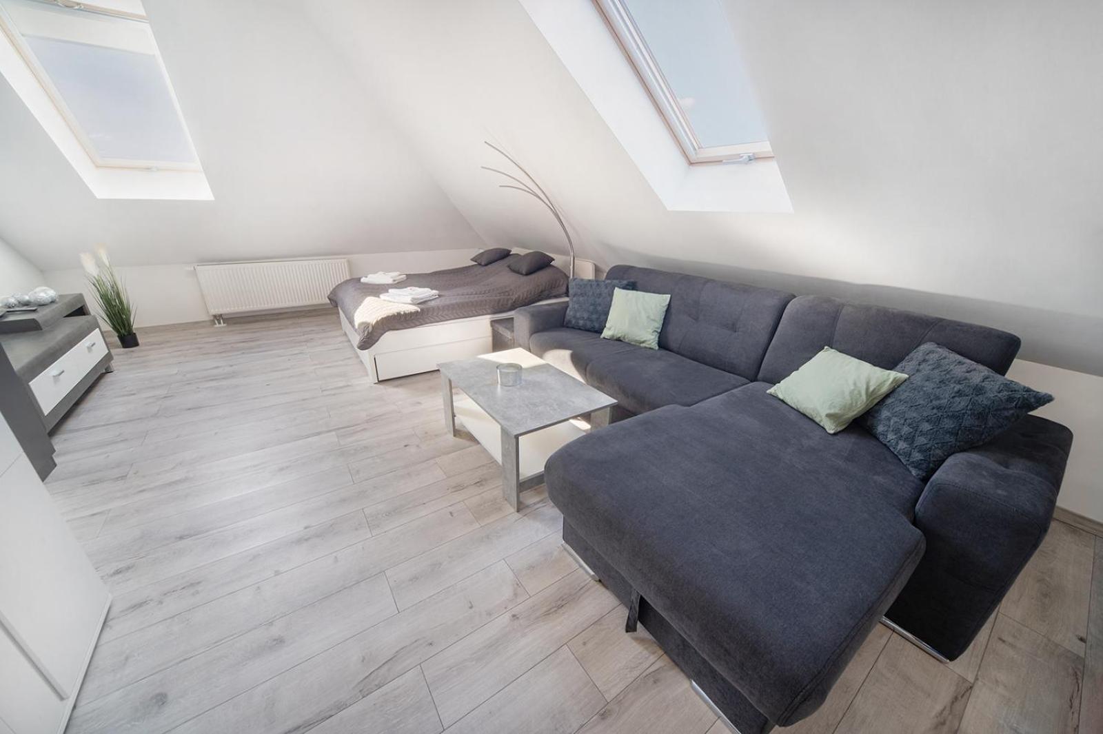 Agoston Apartman 1-2 - Lora,Marci Pécs Esterno foto